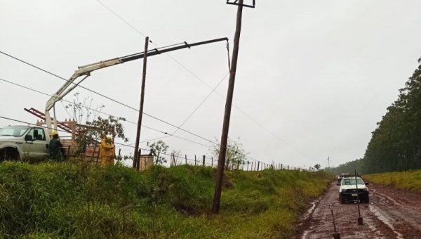 Las tormentas provocaron extensos cortes de energía en la provincia de Corrientes